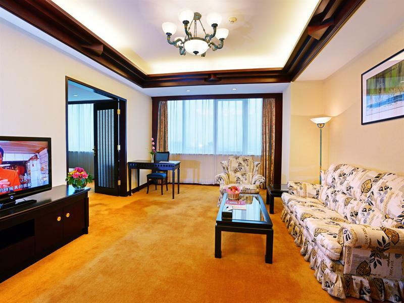 Guangzhou New Century Hotel Exterior foto